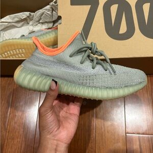 Yeezy Boost 350 V2 ‘Desert Sage’